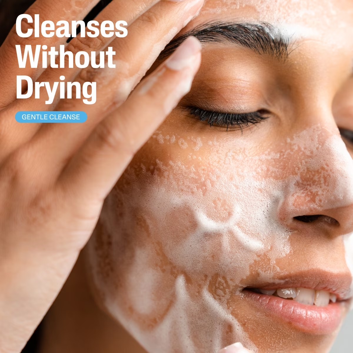Gentle Foam Cleanser detail 1